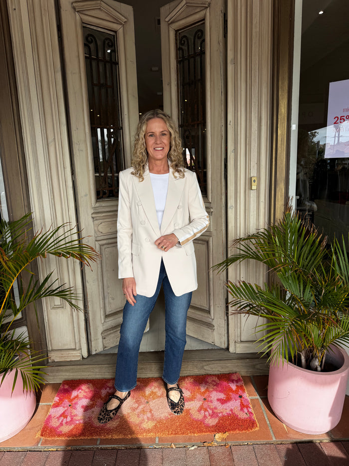 SPORTY CHIC BLAZER | Sand with Natural Arm Stripe - Darling & Domain