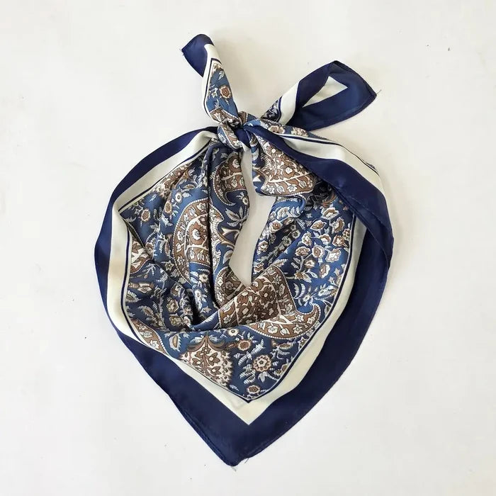 Alice Square Scarf