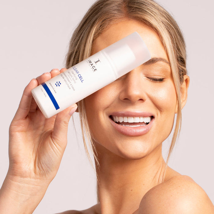 CLEAR CELL clarifying salicylic tonic | IMAGE Skincare