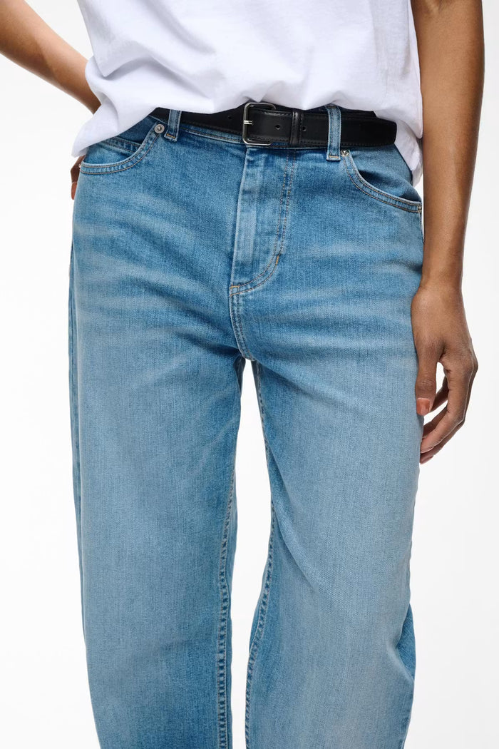 DARLINAIW CORE STRAIGHT JEANS in Washed Light Blue Denim by Inwear