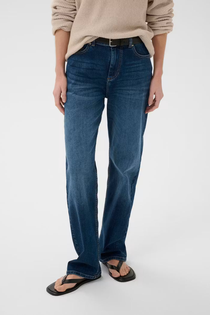 DARLINAIW CORE STRAIGHT JEANS in Washed Medium Blue Denim by Inwear