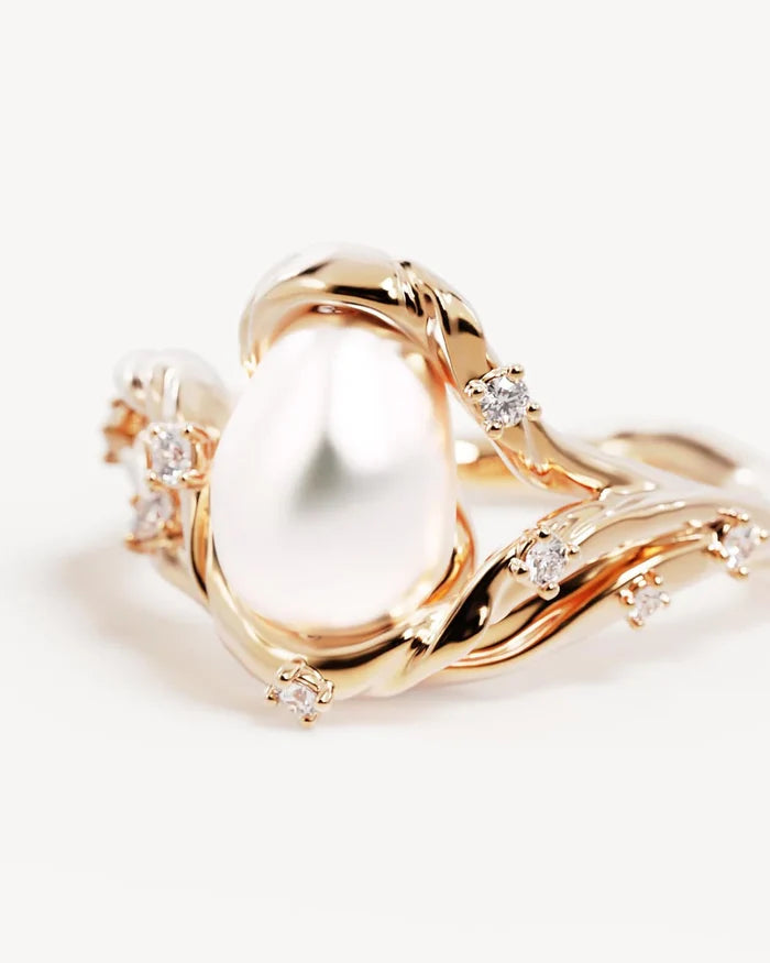DIVE INTO SERENITY PEARL RING in 18K Gold Vermeil from By Charlotte