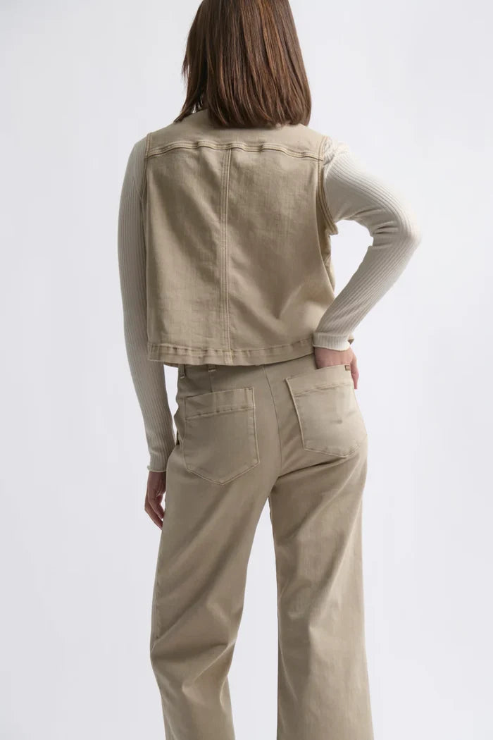 ERICA VEST | Arizona Wash - Darling & Domain