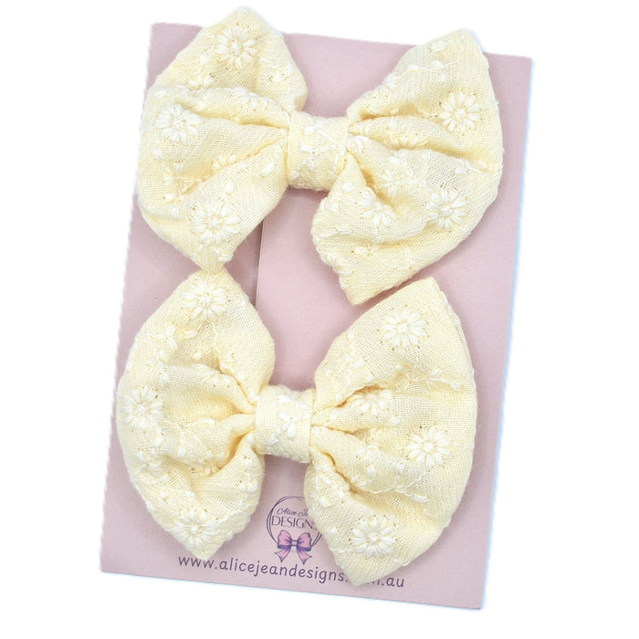 Fabric piggytail bows - cream