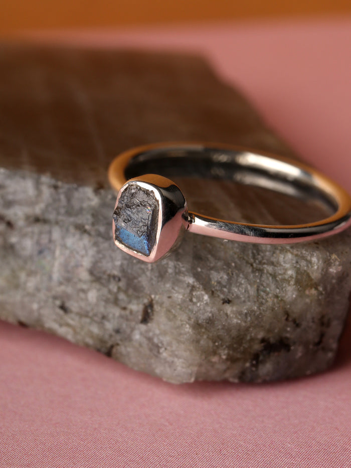 Labradorite Rough Sterling Silver Ring | One Colour-Image 1