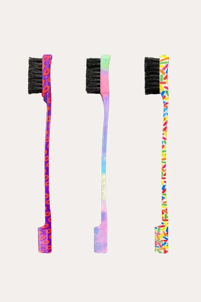RED PATTERNED EDGE BRUSH RED BEAUTY
