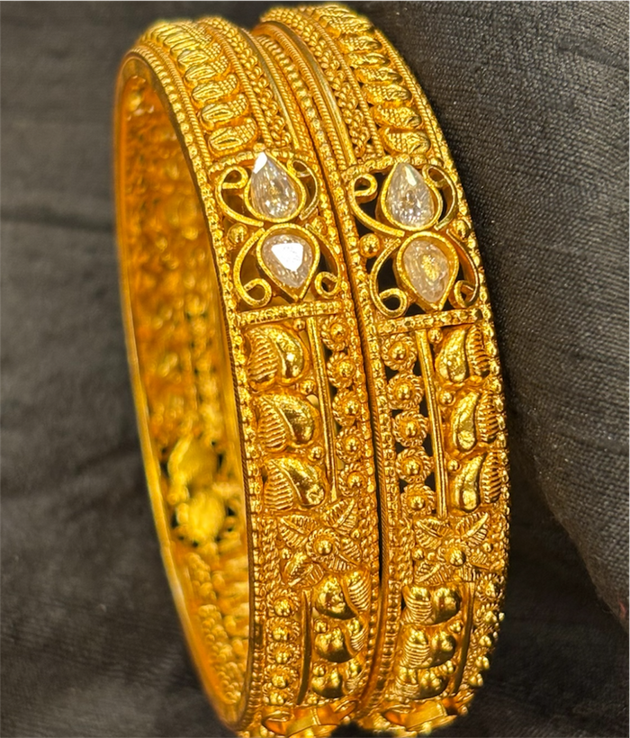 The Aaradhya Silver Filigree Bangle-Single (White/Size 2.2/2.4/2.6/2.8)