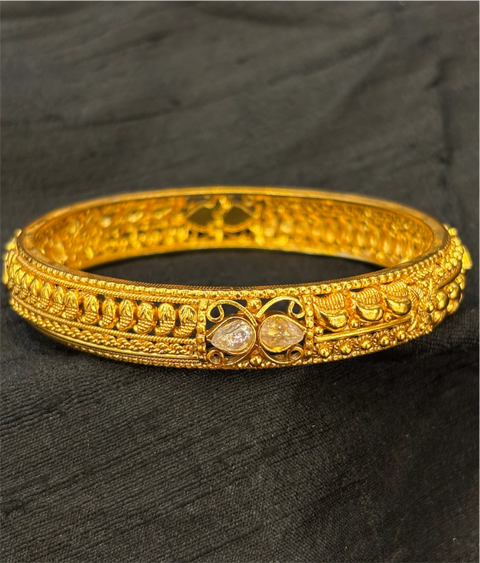 The Aaradhya Silver Filigree Bangle-Single (White/Size 2.2/2.4/2.6/2.8)