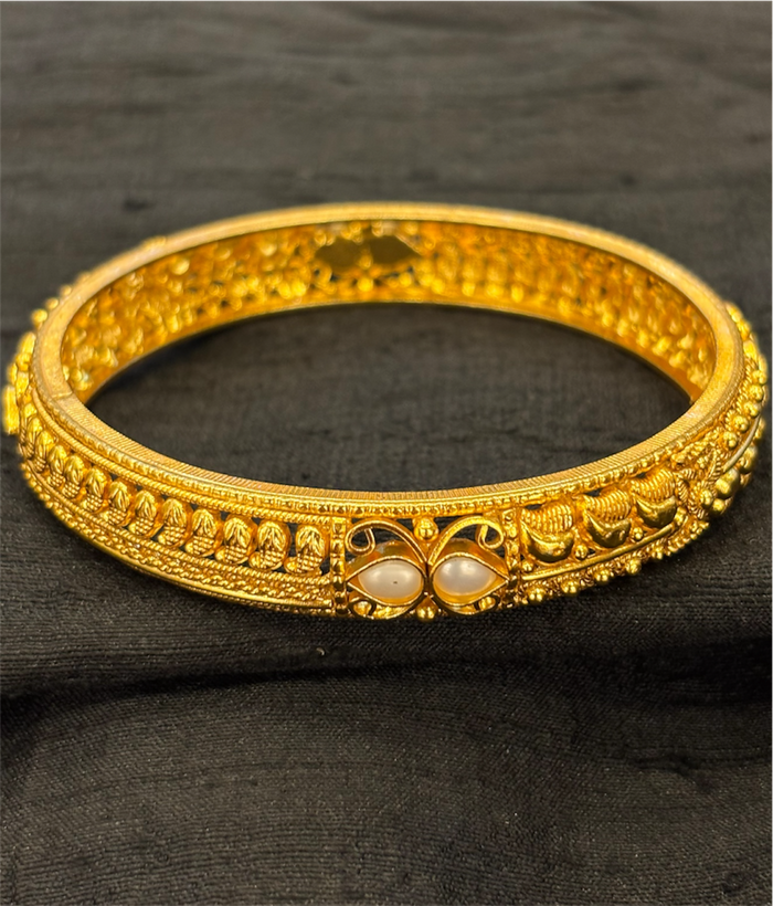 The Aaradhya Silver Pearl Filigree Bangle-Single (Size 2.2/2.4/2.6/2.8)
