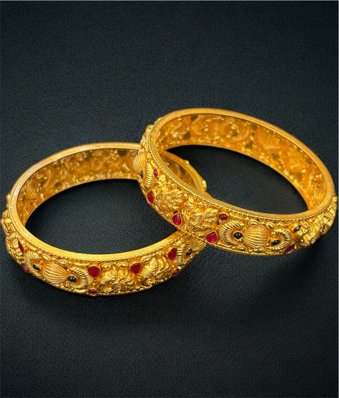 The Barhipriya Silver Peacock Nakkasi Bangle- Single (Size/2.2/2.4/2.6/2.8)