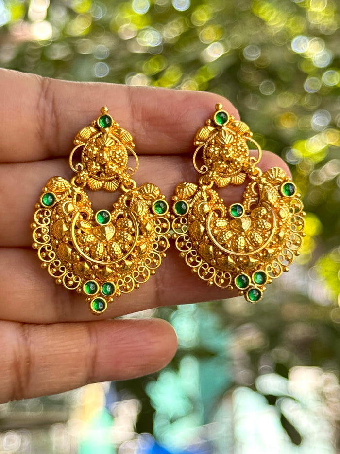 The Charvi Silver Chandbali Earrings