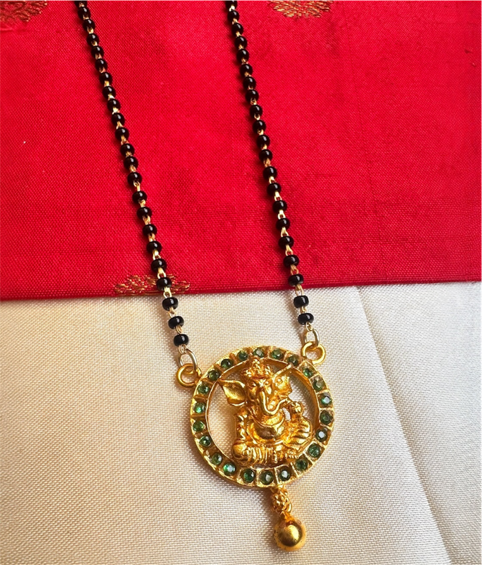 The Hrishita Silver Lakshmi Mangalsutra Necklace (Green)