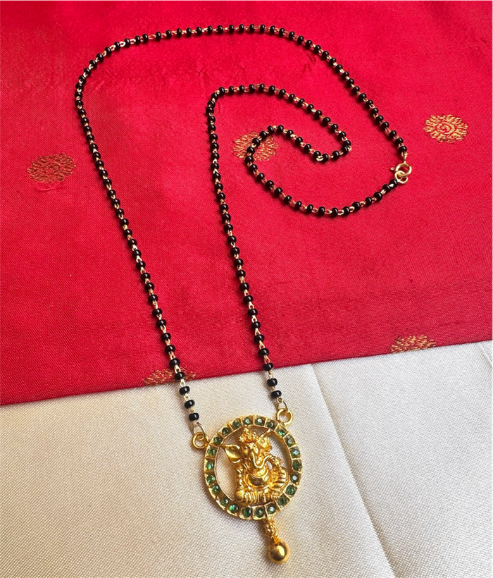 The Hrishita Silver Lakshmi Mangalsutra Necklace (Green)