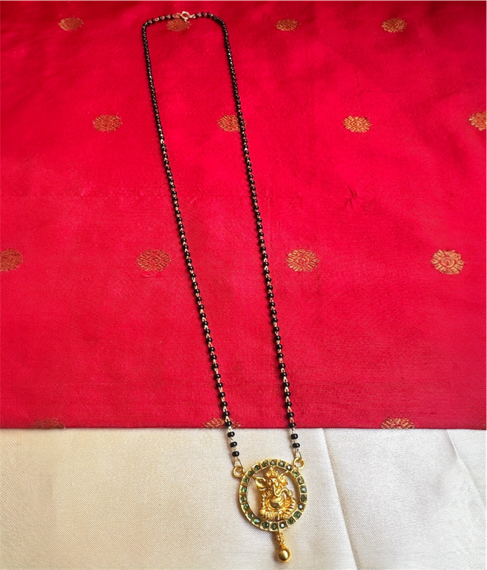 The Hrishita Silver Lakshmi Mangalsutra Necklace (Green)
