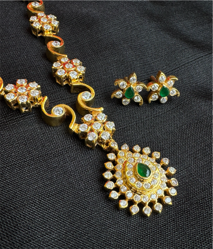 The Krisha Silver Closed-setting Diamond Look Necklace