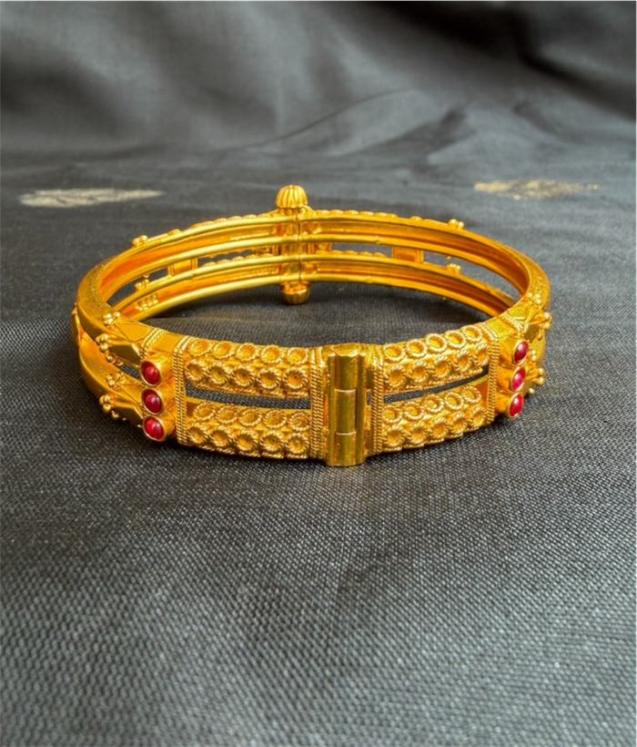 The Nyra Silver Coorgi 2 layer Bracelet-Single (Size 2.2/2.4/2.6/2.8)