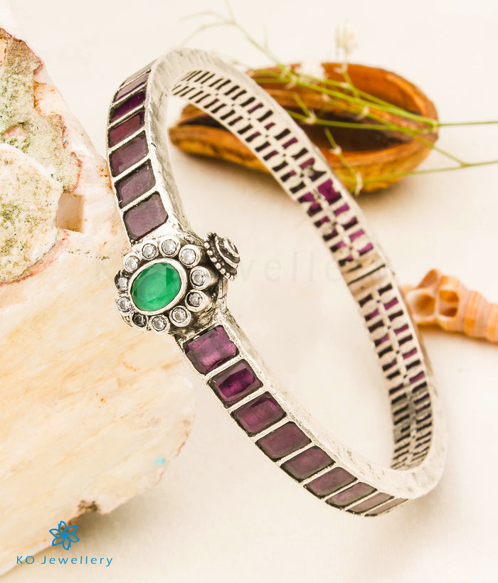 The Padmavati Silver Kemp Bracelet- Single (Oxidised/Size 2.2/2.4/2.6/2.8)