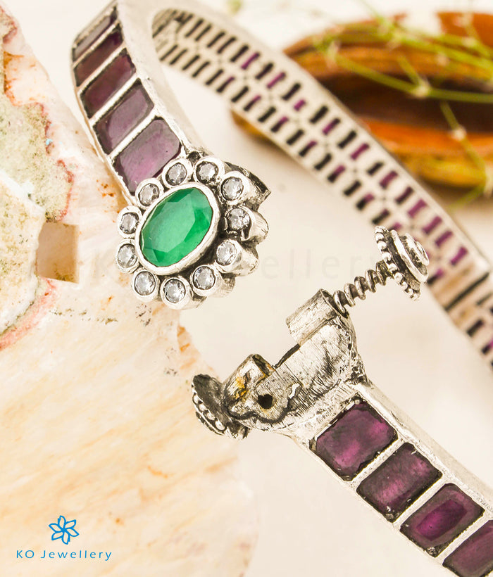 The Padmavati Silver Kemp Bracelet- Single (Oxidised/Size 2.2/2.4/2.6/2.8)