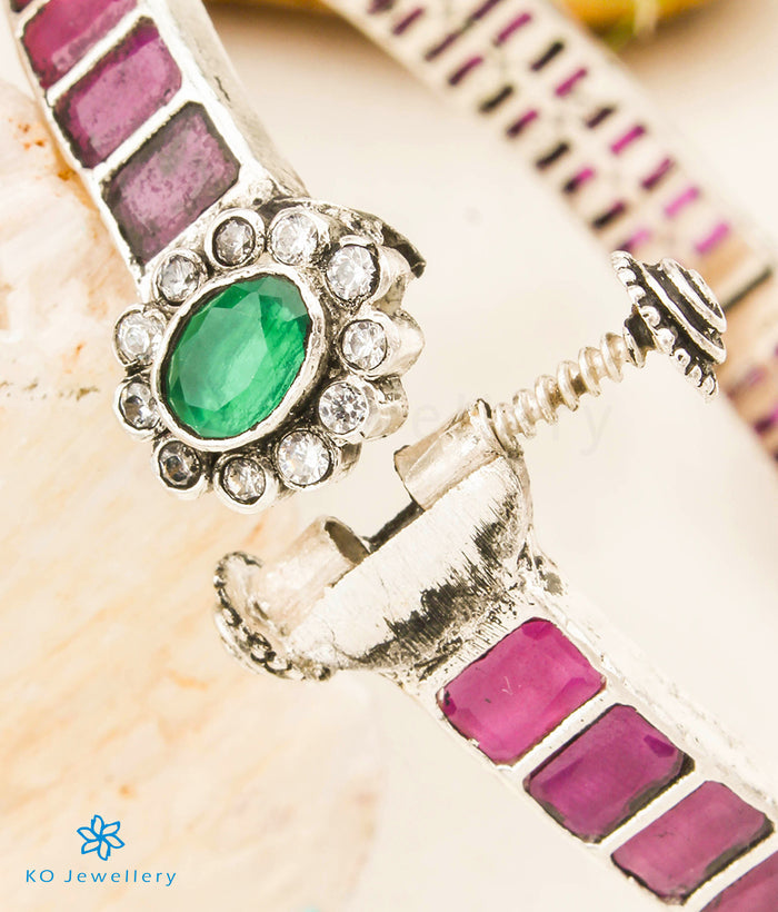 The Padmavati Silver Kemp Bracelet- Single (Oxidised/Size 2.2/2.4/2.6/2.8)