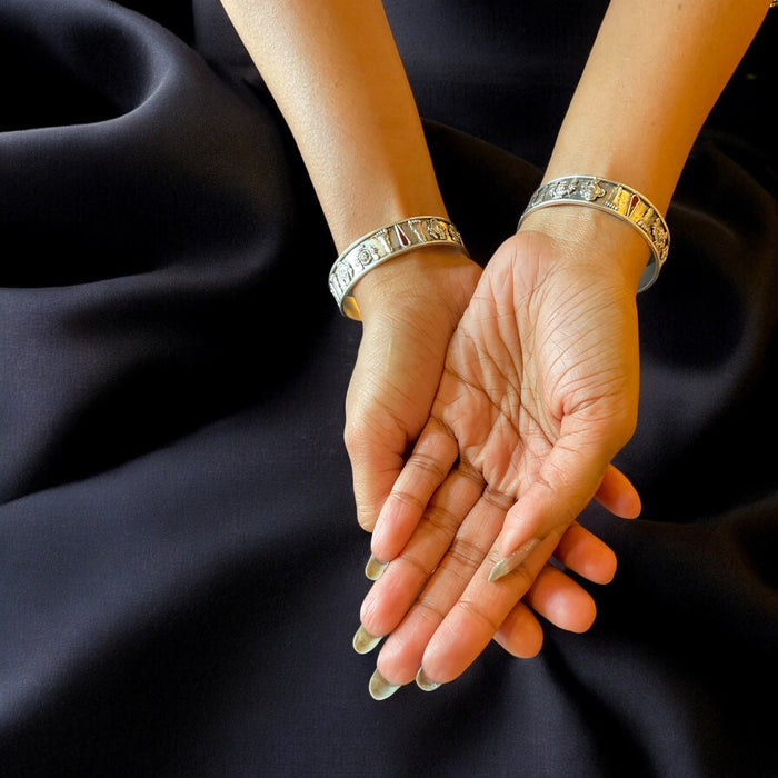The Shankhu, Chakra Silver Bangle- Single (Oxidised/Size 2.2/2.4/2.6/2.8)