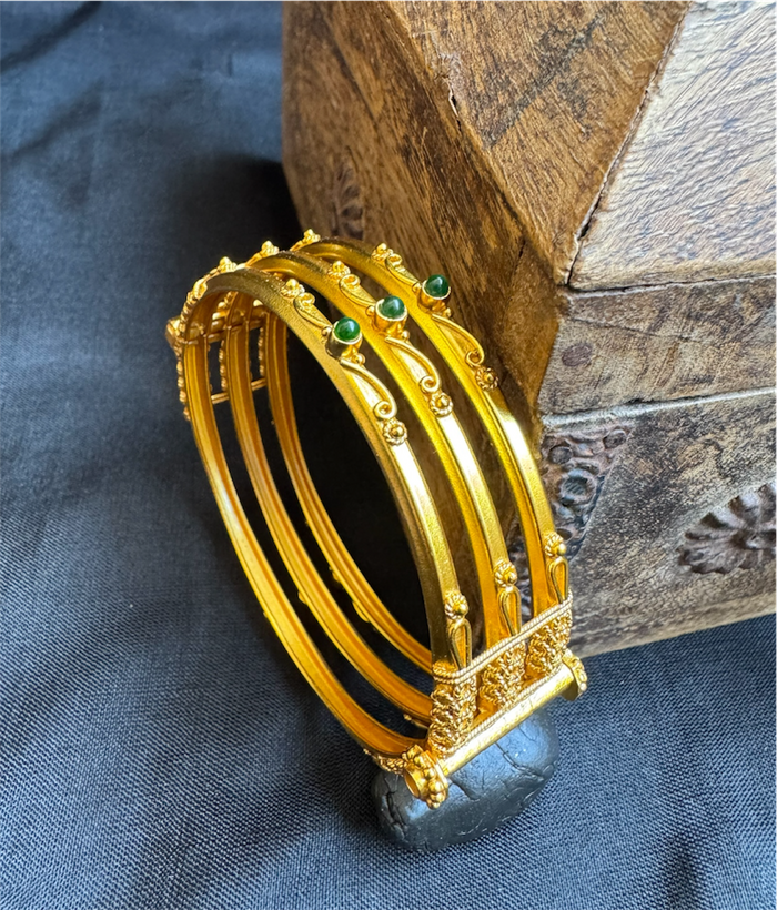 The Suhana Silver Bracelet-Single (Size /2.2/2.4/2.6/2.8) (Green)