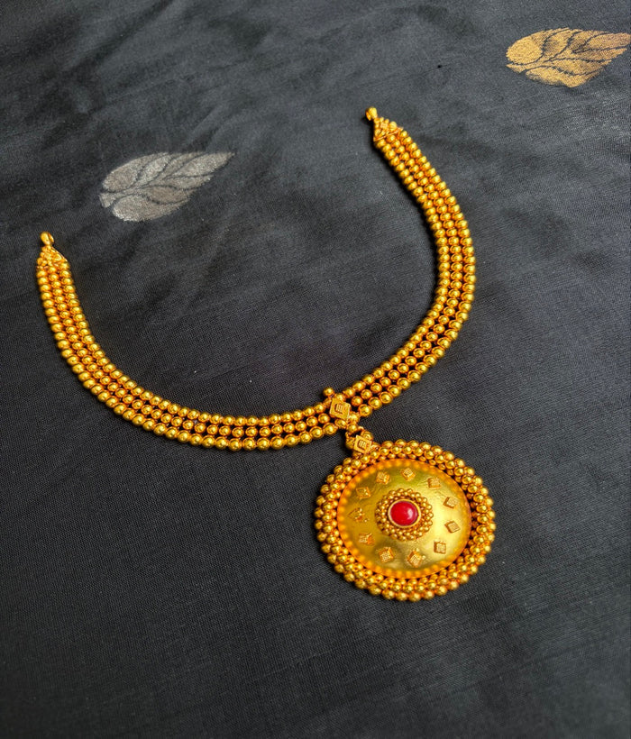The Vaibhavi Antique Silver Necklace