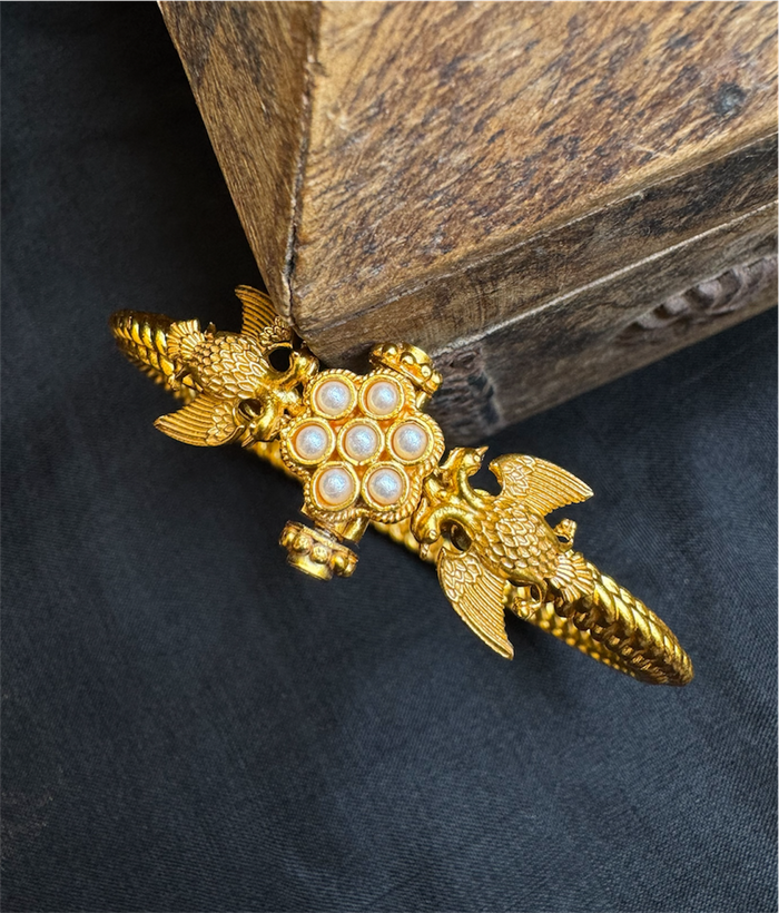 The Virat Silver Gandaberunda Golusu Bangle-Single (Size /2.2/2.4/2.6/2.8) (Pearl)