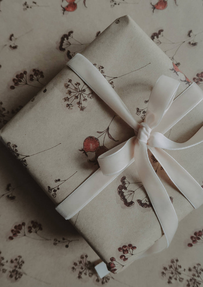 Velvet ribbon BEIGE length 2,5m/width 16mm - Magnolia Lane co. Home + Garden + Gift