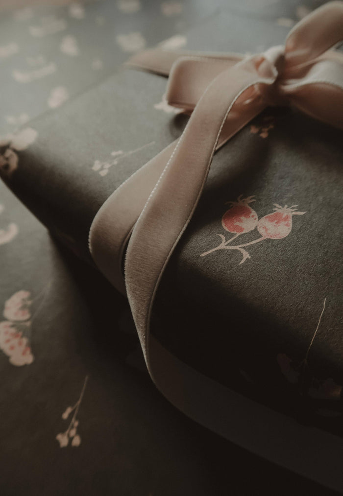 Velvet ribbon BEIGE length 2,5m/width 16mm - Magnolia Lane co. Home + Garden + Gift