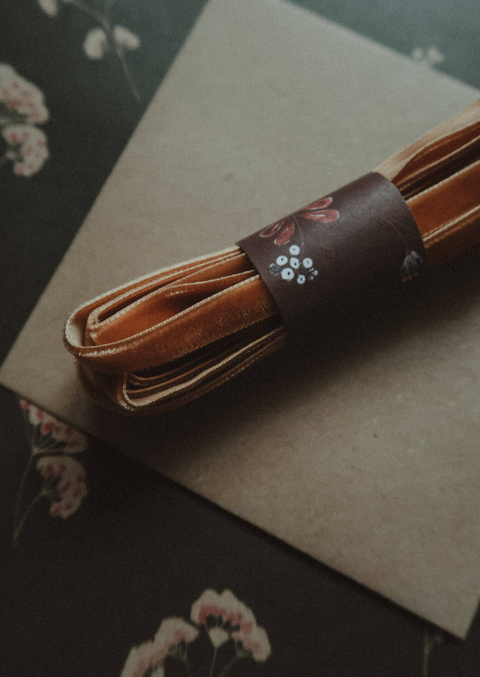 Velvet ribbon copper length 3m/width 9mm - Magnolia Lane co. Home + Garden + Gift