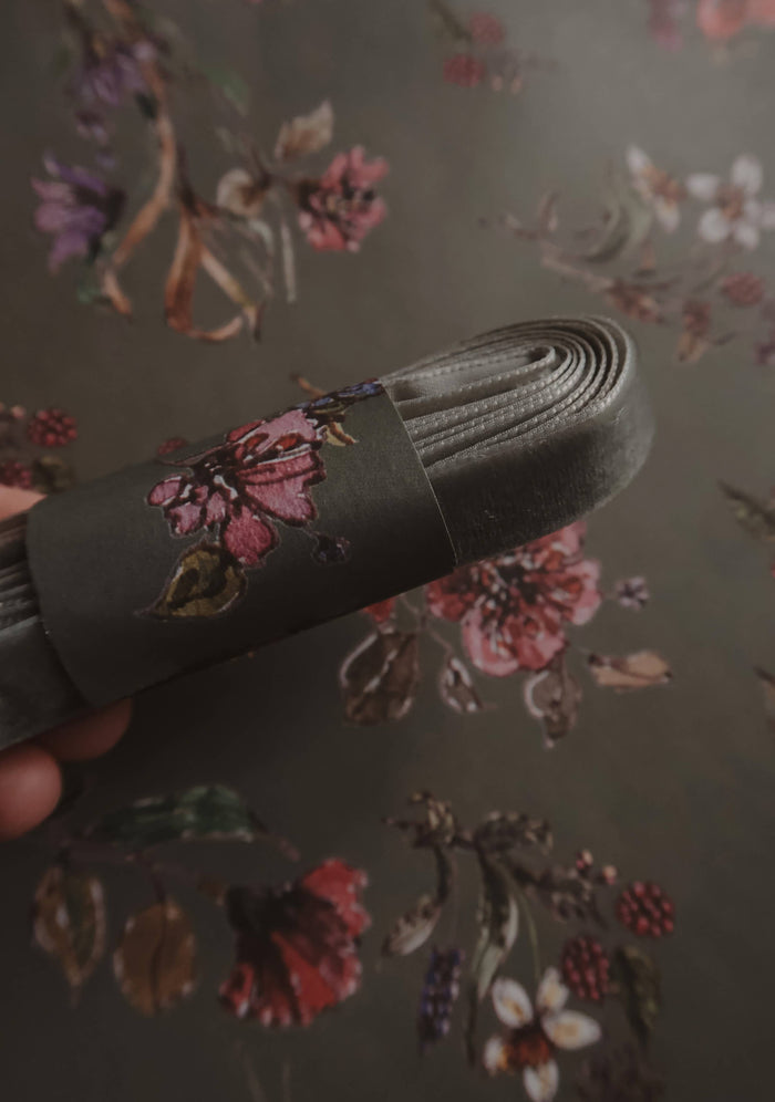 Velvet ribbon GRAY length 2,5m/width 16mm - Magnolia Lane co. Home + Garden + Gift