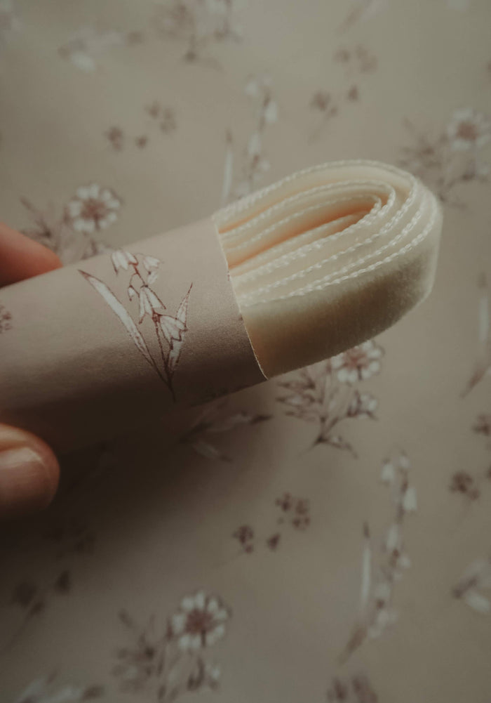 Velvet ribbon PURE WHITE length 2,5m/width 16mm - Magnolia Lane co. Home + Garden + Gift